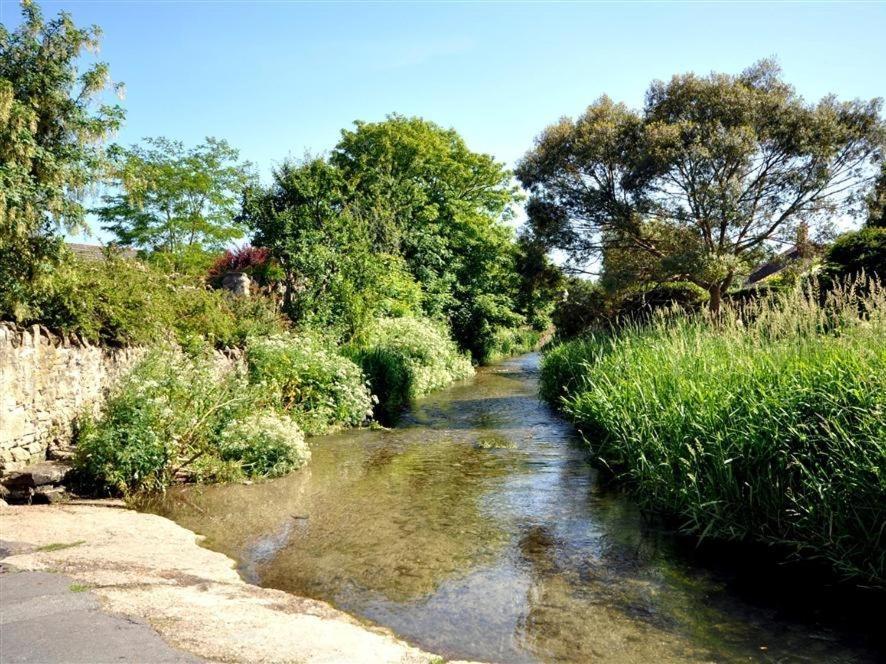 Sixpenny Cottage Upwey Buitenkant foto